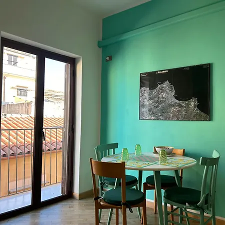 Apartment Glicine House