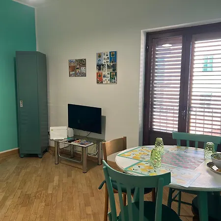 Glicine House Apartman *